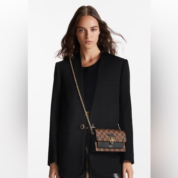 Louis Vuitton Vavin wallet on chain - Picture 14 of 14